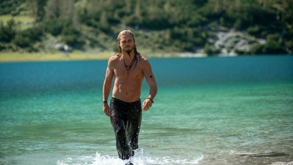 EAT PRAY BARK THERAPIE AUF VIER PFOTEN, Therapie auf 4 Pfoten Olga Film Netflix, 1. April 2026, Alexandra Maria Lara, Devid Striesow, Rurik Gislason, Anna Herrmann Doga Gürer, Kerim Waller, Marco Petry, Marc Achenbach, Olga Film, Viola Jäger, Marina Schiller,