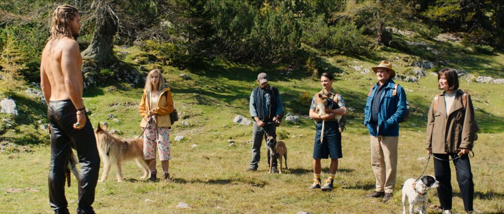 EAT PRAY BARK THERAPIE AUF VIER PFOTEN, Therapie auf 4 Pfoten Olga Film Netflix, 1. April 2026, Alexandra Maria Lara, Devid Striesow, Rurik Gislason, Anna Herrmann Doga Gürer, Kerim Waller, Marco Petry, Marc Achenbach, Olga Film, Viola Jäger, Marina Schiller,